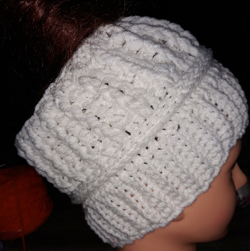 Crochet headband - Picture 4 of 5